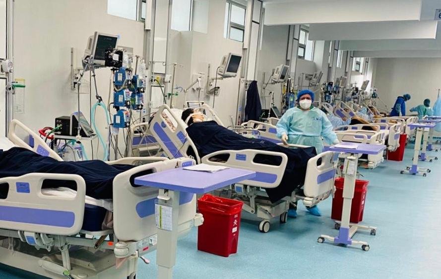 Hospitales del Estado entre servicios y descontento