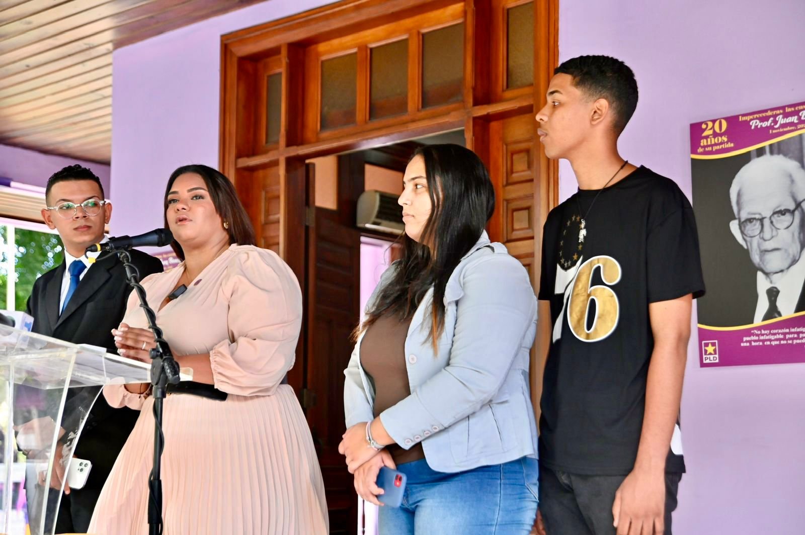 Lamentan día internacional de la juventud encuentra más de 50,000 jóvenes dominicanos en la vuelta por México