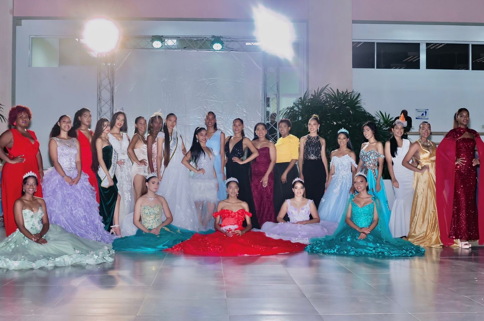 Finaliza con éxito la segunda edición del «Barahona Fashion Day» bajo la dirección de Georgina García