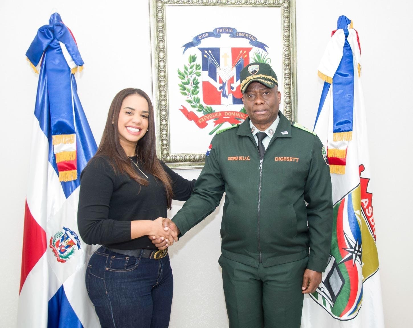 Director de la DIGESETT y alcaldesa de Santo Domingo Norte se unen para transformar la movilidad urbana