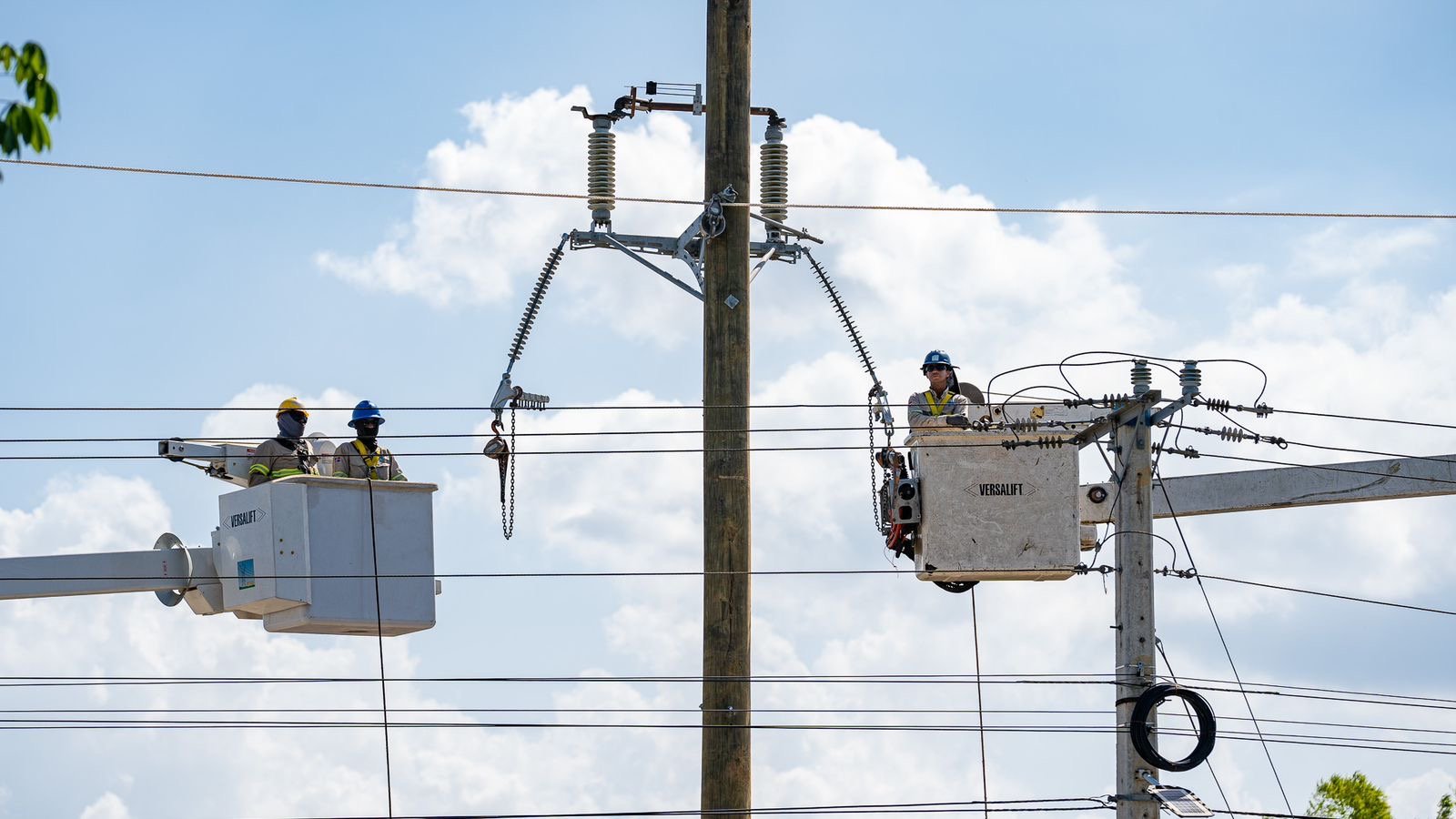 ETED fortalece el sistema de transmisión a 69 kV en el Cibao Central  