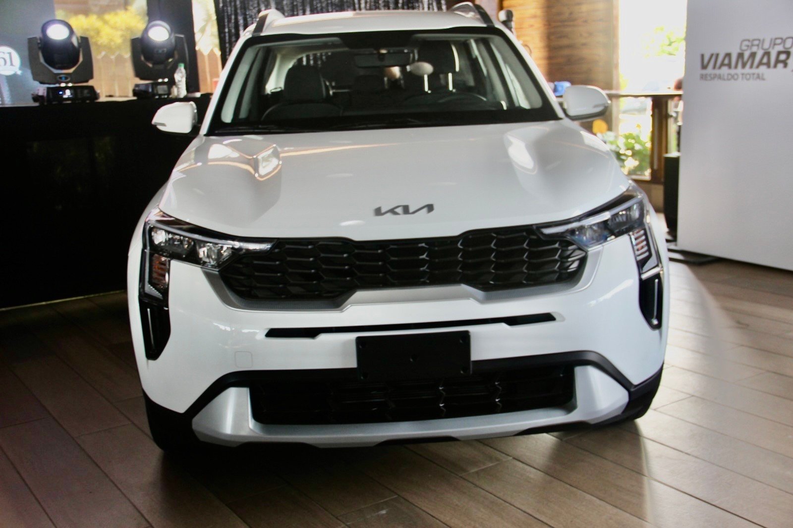 Kia Motors presenta en República Dominicana el renovado Kia Sonet 2025, un SUV compacto con tecnología avanzada y diseño moderno