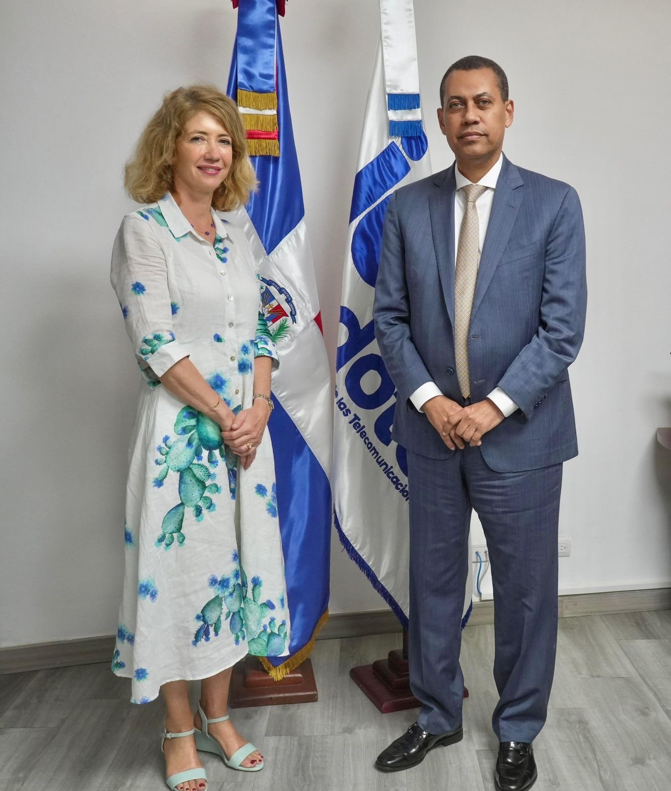 Presidente Indotel recibe embajadora Unión Europea; expresa interés de colaborar con RD en transformación digital