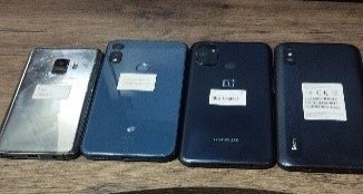 Policía apresa a un hombre acusado de robo de celulares mediante descuido 