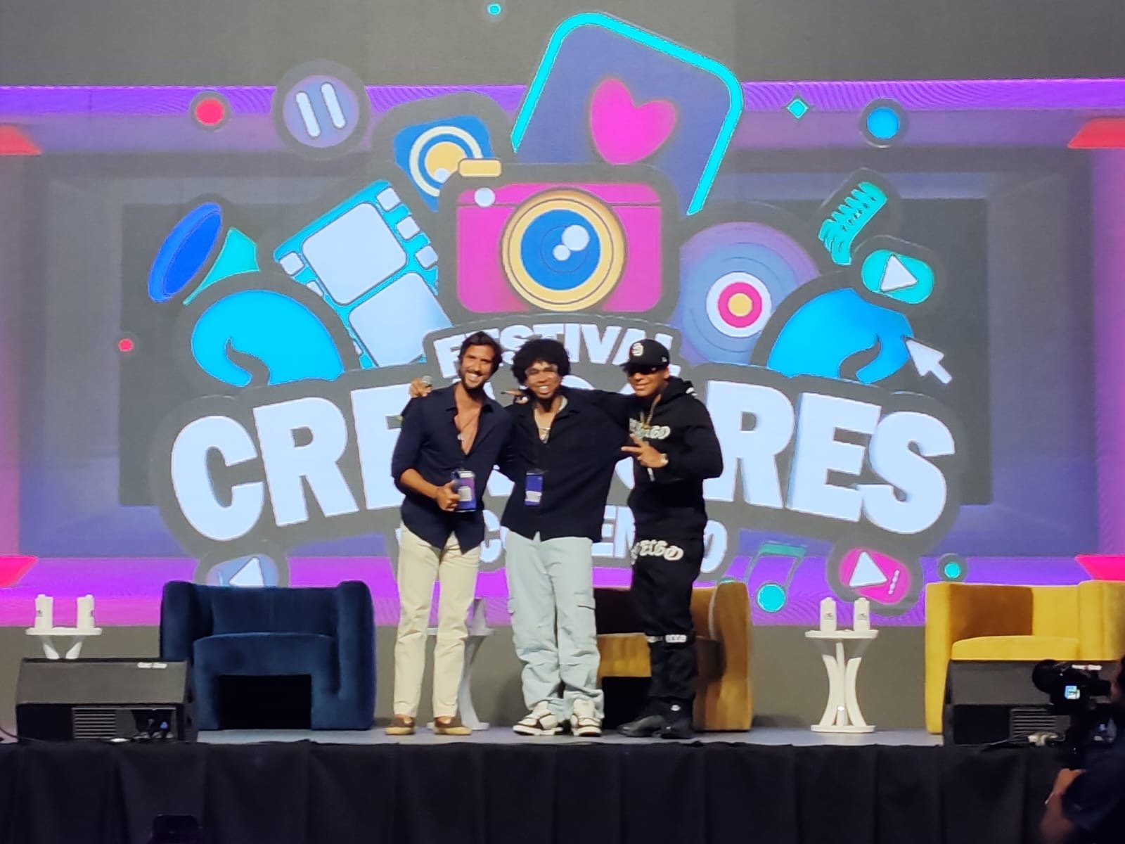 Más de 1500 Asistentes Celebran el Primer Festival de Creadores de Contenido en Santo Domingo