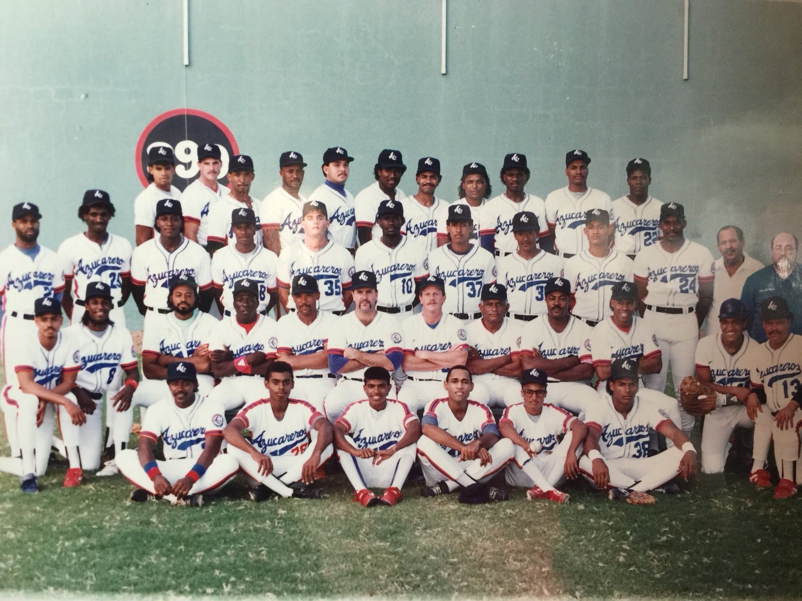 Se reportan 40 jugadores, Toros se ponen como meta ser campeones