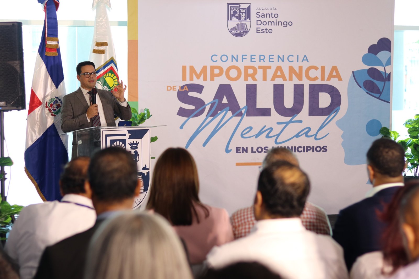 Alcaldía de Santo Domingo Este conmemora el Día Mundial de la Salud Mental con conferencia sobre su importancia en los municipios