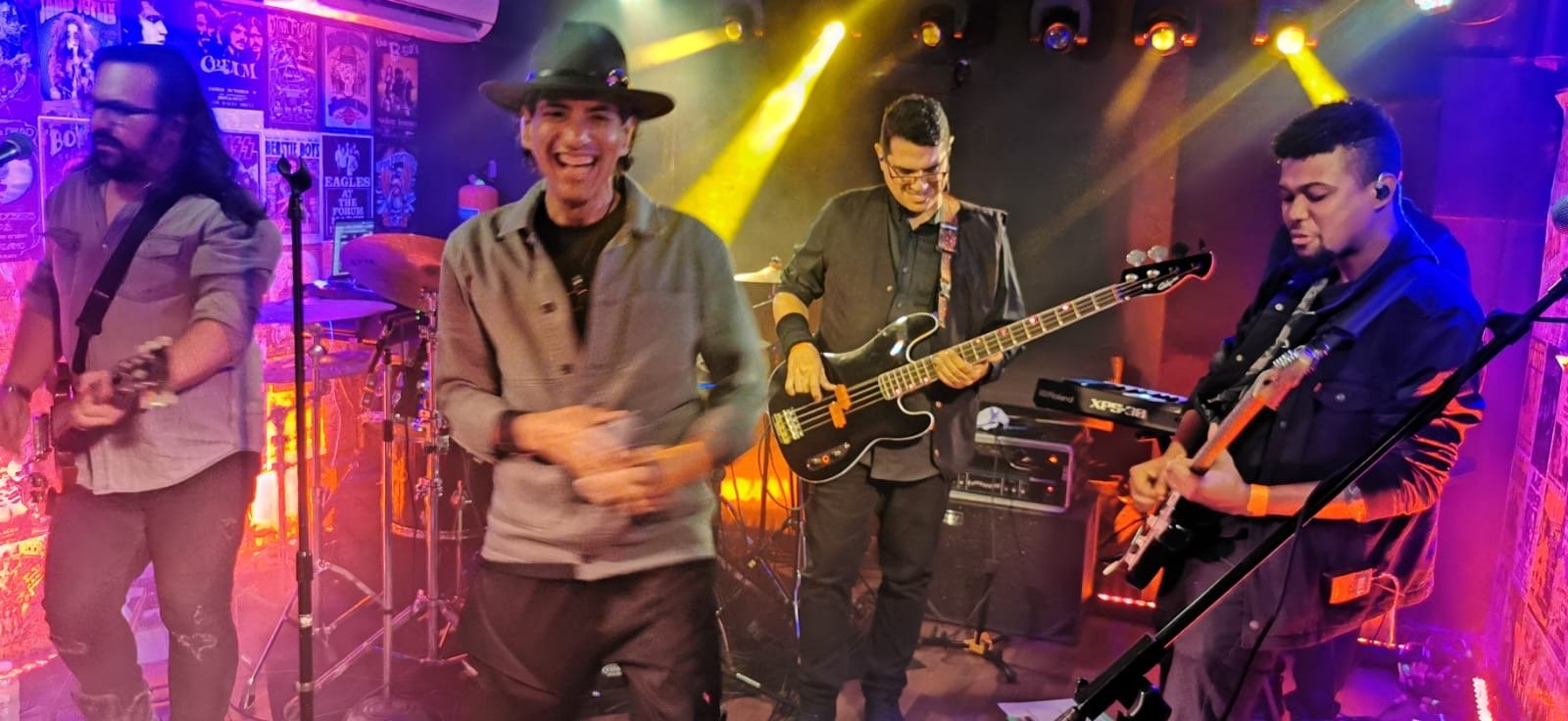 Séptimo Invitado presentó nuevo disco "Retrovision"