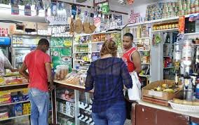Bebidas no alcohólicas subirían entre 25 % y 50 % por la reforma fiscal