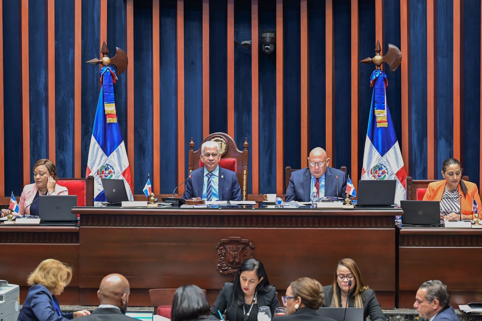 Senado declara de urgencia y aprueba modificaciones ley sobre Tráfico Ilícito de Migrantes y Trata de Personas