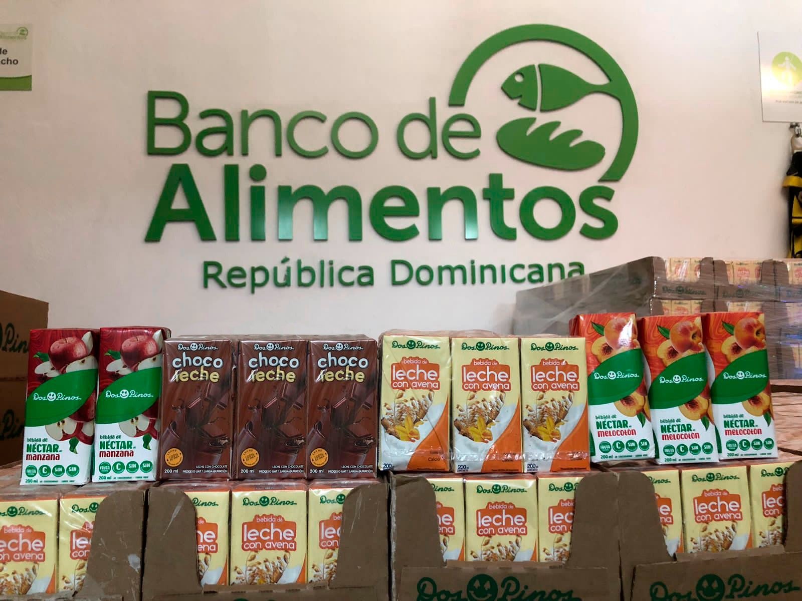 En el Día Mundial de la Alimentación, Dos Pinos entrega donativos de productos lácteos