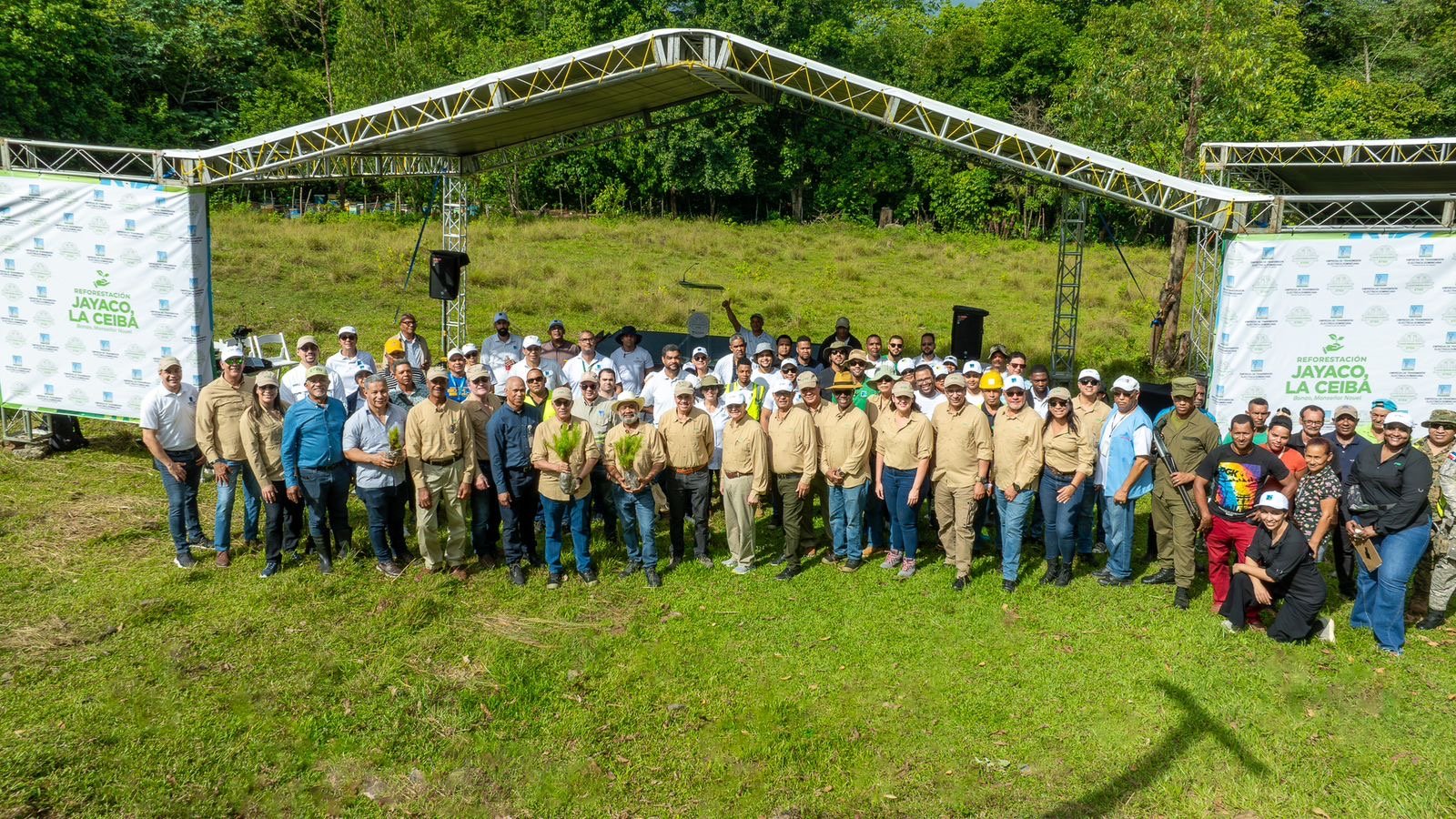ETED: Es transporte de energía eléctrica, pero también compromiso social y ambiental, con acciones de recuperación de los bosques dominicanos  
