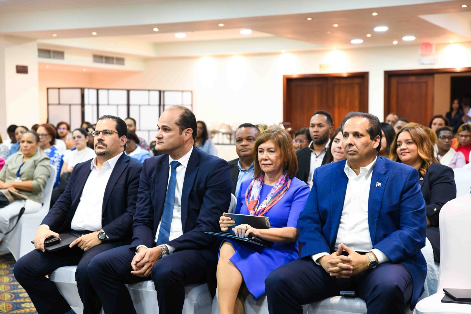 Ministro de Salud llama a llevar un estilo de vida saludable para prevenir y controlar la diabetes