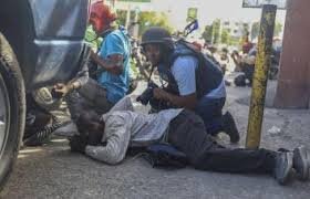 La crisis de Haití se agudiza con ataque al barrio de los ricos