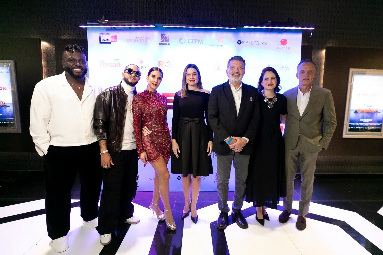 Realizan premiere de "El Tiburón", nueva tragicomedia de Félix Germán 