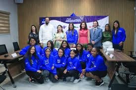 15 niñas dominicanas viajarán a la NASA gracias al programa “Ella es Astronauta”