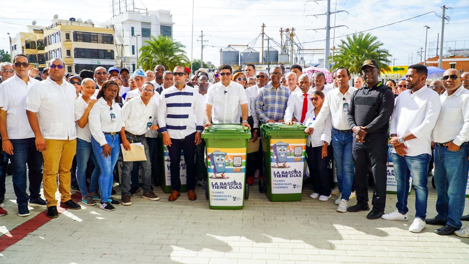 Alcaldía de Santo Domingo Este lanza el programa “Navidad Limpia 2024” 