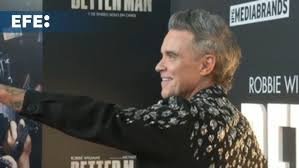 Robbie Williams, ante el espejo en ´Better Man´