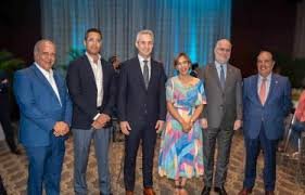 Banco Adopem celebra el lanzamiento de la plataforma digital Crece con Adopem