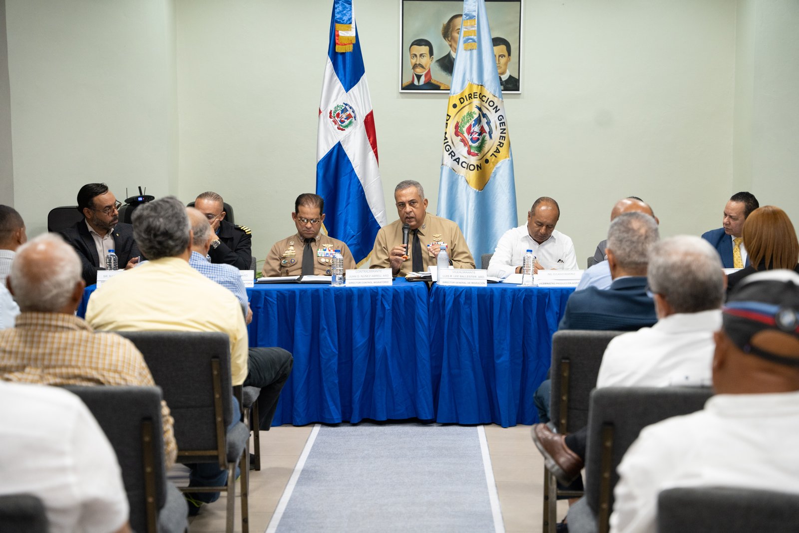 DGM se reúne con líderes de los sectores construcción  y agrícola