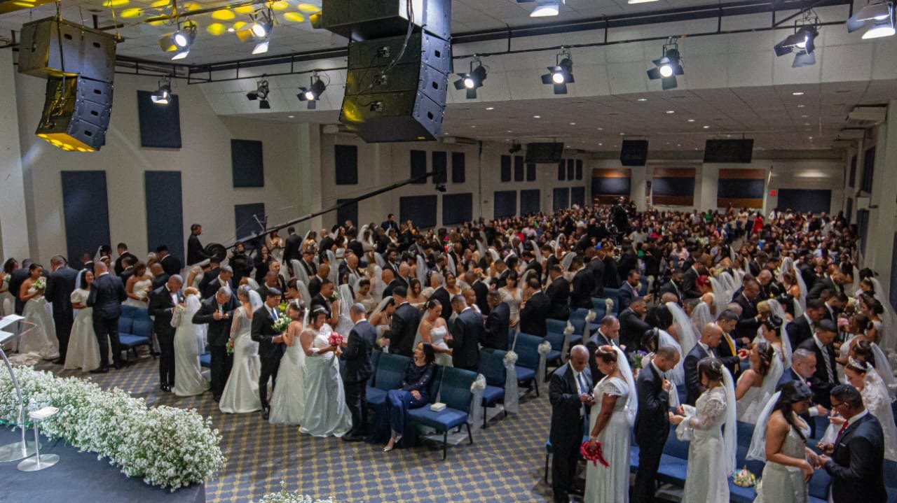 88 parejas contraen nupcias en Boda Colectiva celebrada por Ministerio Monte de Dios