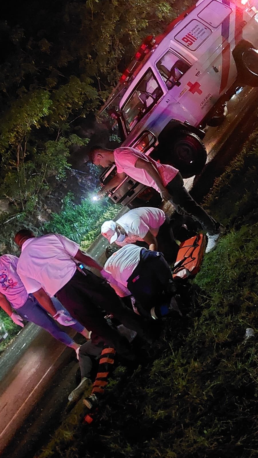 Agencias coordinadas por 911 asisten accidente en San Pedro de Macorís 