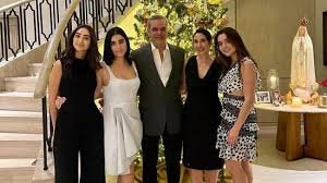 El presidente Abinader viajará a Estados Unidos junto a su familia