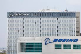 Las autoridades estadounidenses aseguran que están vigilando "de forma estrecha" a Boeing