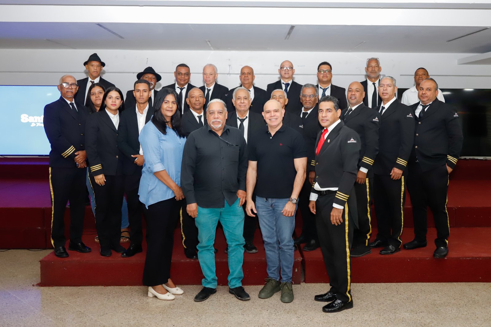 Alcaldía de Santiago impulsa renovación de la centenaria Banda Municipal de Música