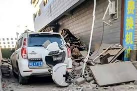 Cerca de 100 muertos por un fuerte terremoto en el Tíbet chino
