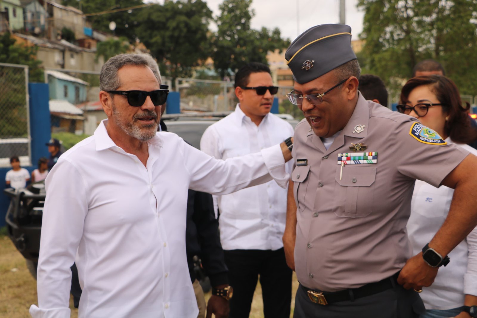Policía Nacional y DCNB entregan play de béisbol La Zurza 