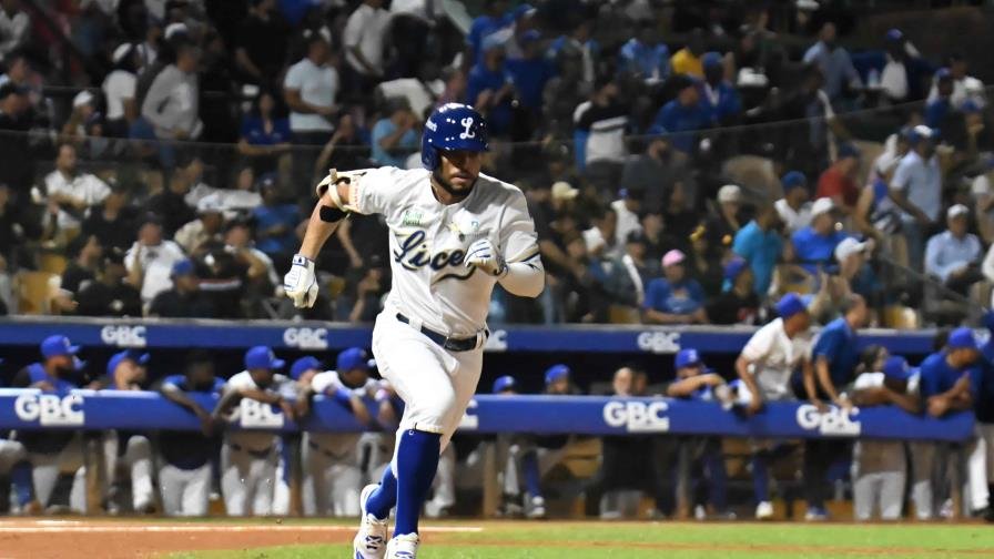 Gustavo Núñez deja en el terreno a las Estrellas y el Licey llega a su tercera final en línea