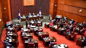 Tras triunfo de Trump, el Senado estudiará Código Penal "sin más presiones externas" de EE.UU.