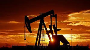 El petróleo de Texas pierde un 2,5% mientras Trump evalúa imponer aranceles a socios clave