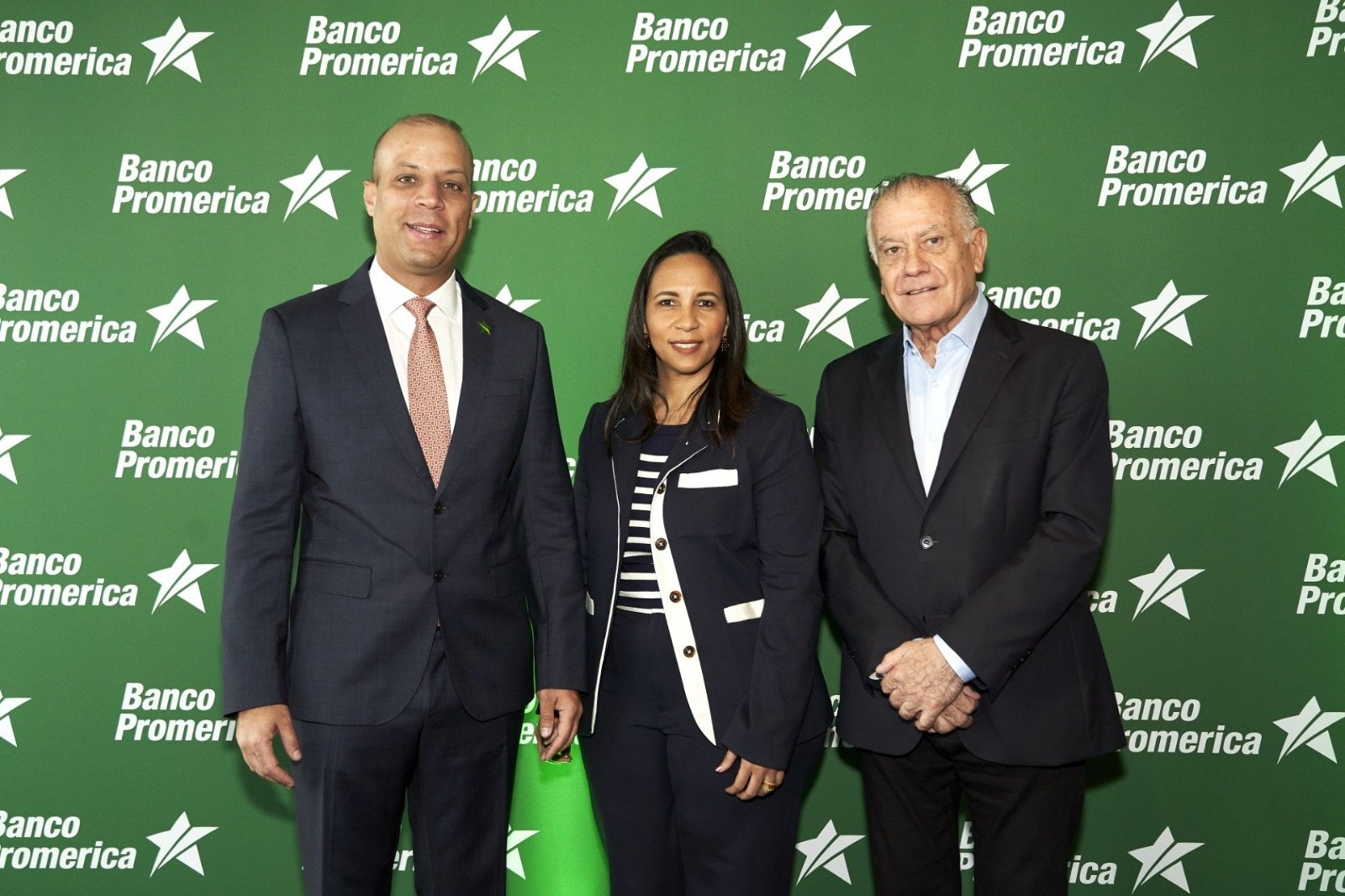 Promerica celebra almuerzo de negocios con clientes en FITUR 2025 