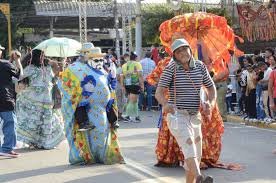 Alcaldía de Santiago y turoperadores buscan potenciar turismo con el Carnaval de Santiago