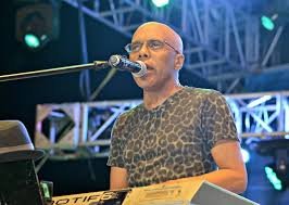 Ramón Orlando celebrará 50 años de trayectoria en el Estadio Olímpico