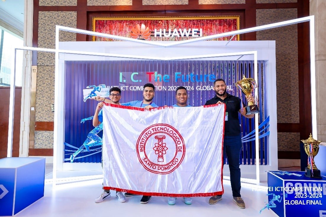 Los aportes del ICT-Huawei al desarrollo académico del talento joven en República Dominicana