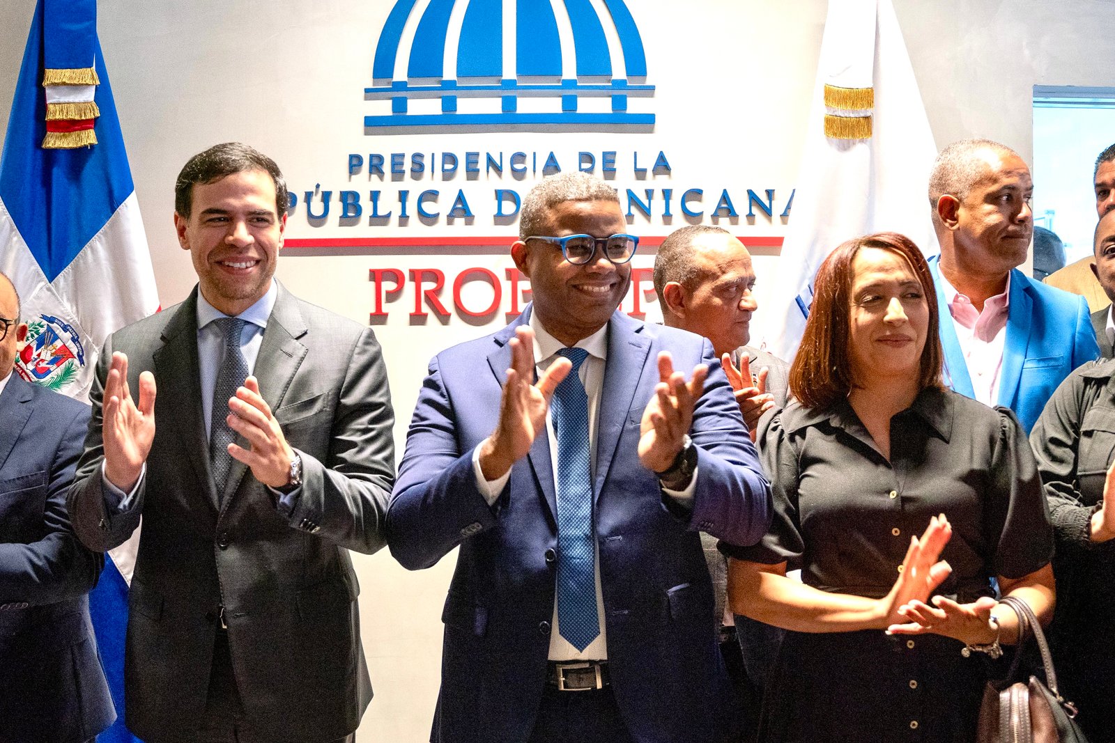 Robert Polanco promete seguir impulsando acciones sociales en beneficio de los más vulnerables del país