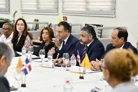 La JCE presenta a la Sociedad de Diarios la nueva cédula de identidad y electoral