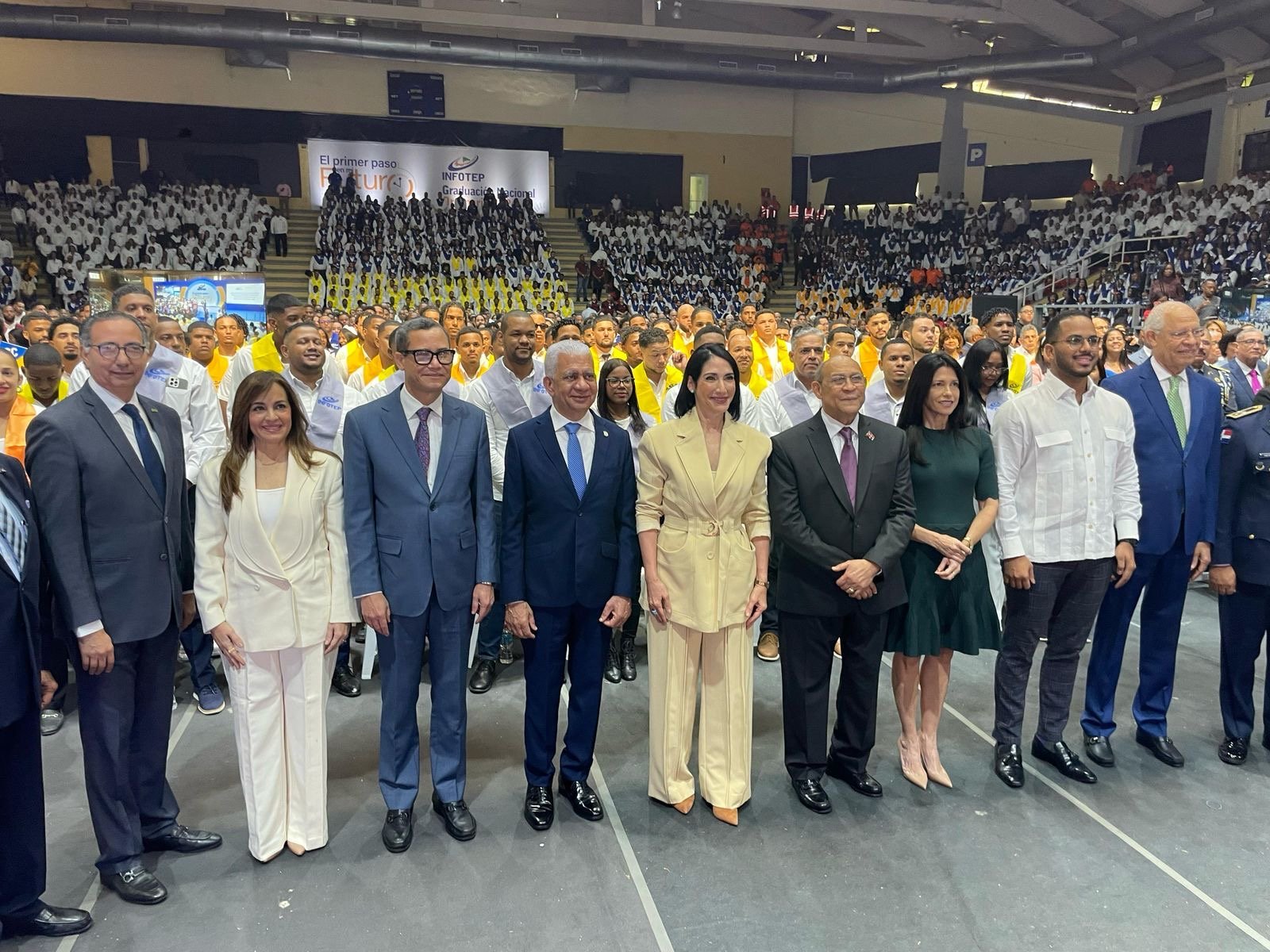 INFOTEP entrega títulos a más de tres mil 500 técnicos en graduación nacional ordinaria 2025