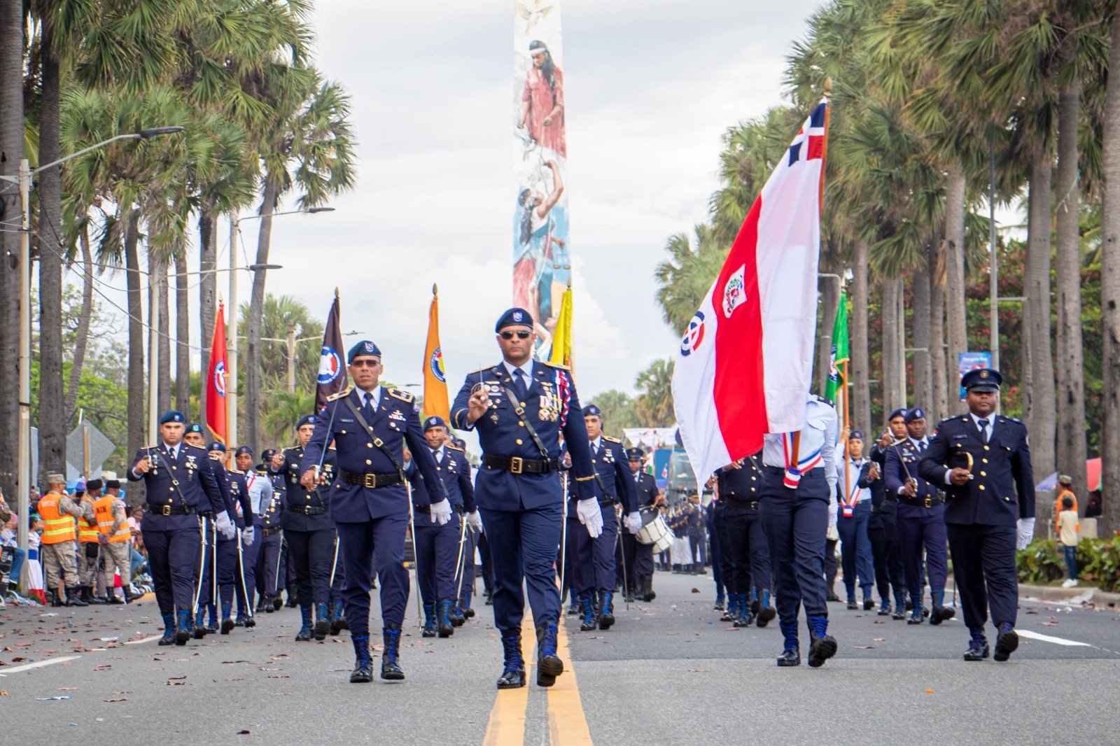 La Fuerza Aérea de República Dominicana participa en el tradicional desfile cívico, militar y policial por el 181.º aniversario de la Independencia Nacional