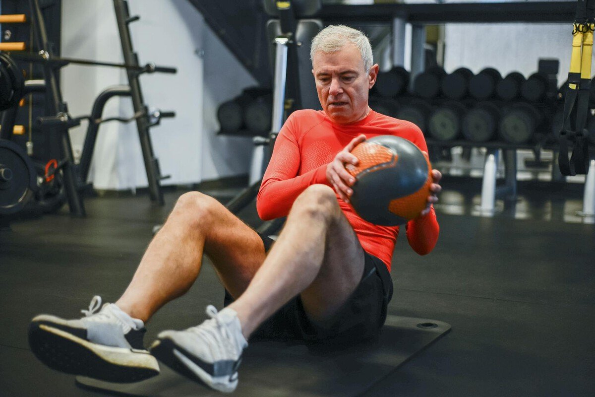 Prevenir es mejor que curar: por qué seguir haciendo deporte en la edad adulta nos puede ahorrar un susto con la hipertensión
