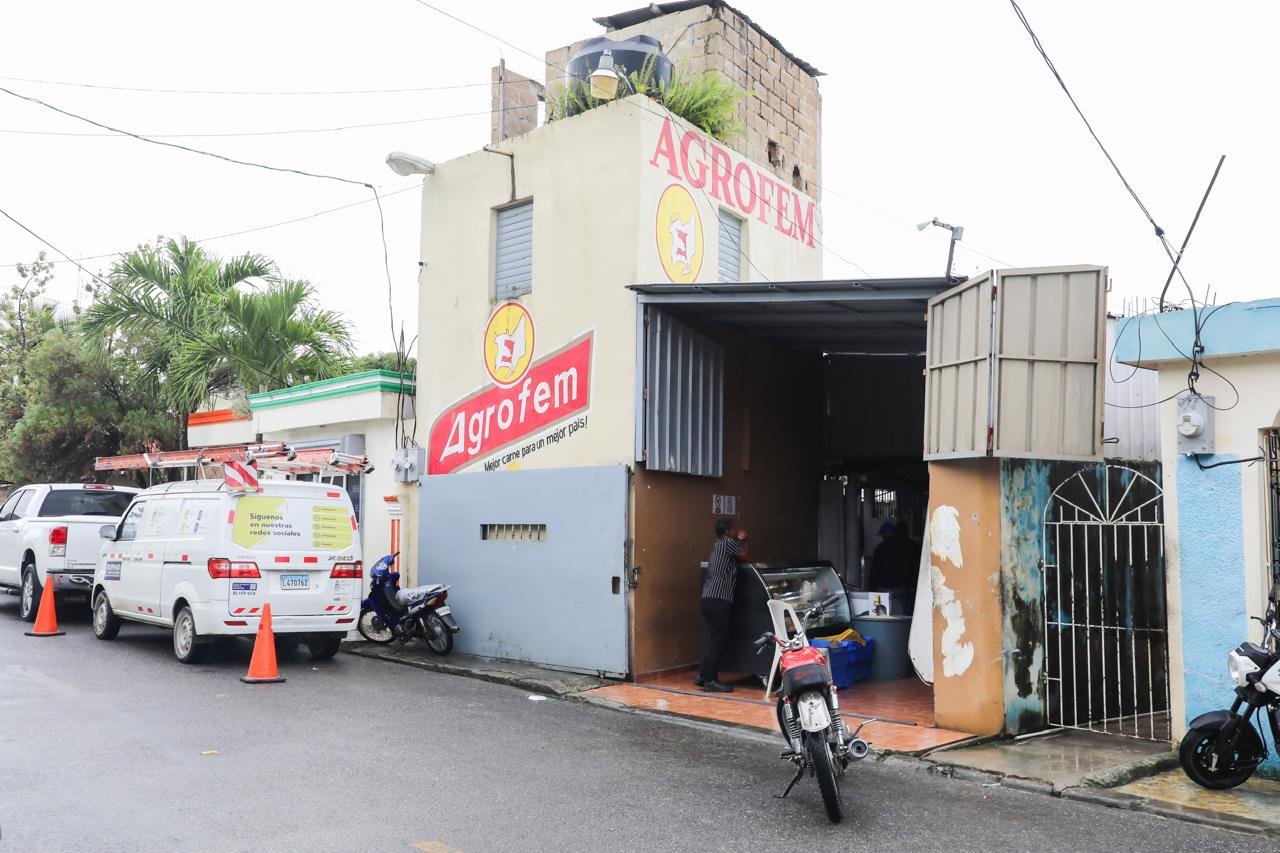 PGASE y EDEESTE intervienen comercios con conexiones irregulares en La Altagracia Santo Domingo (R. D.) 