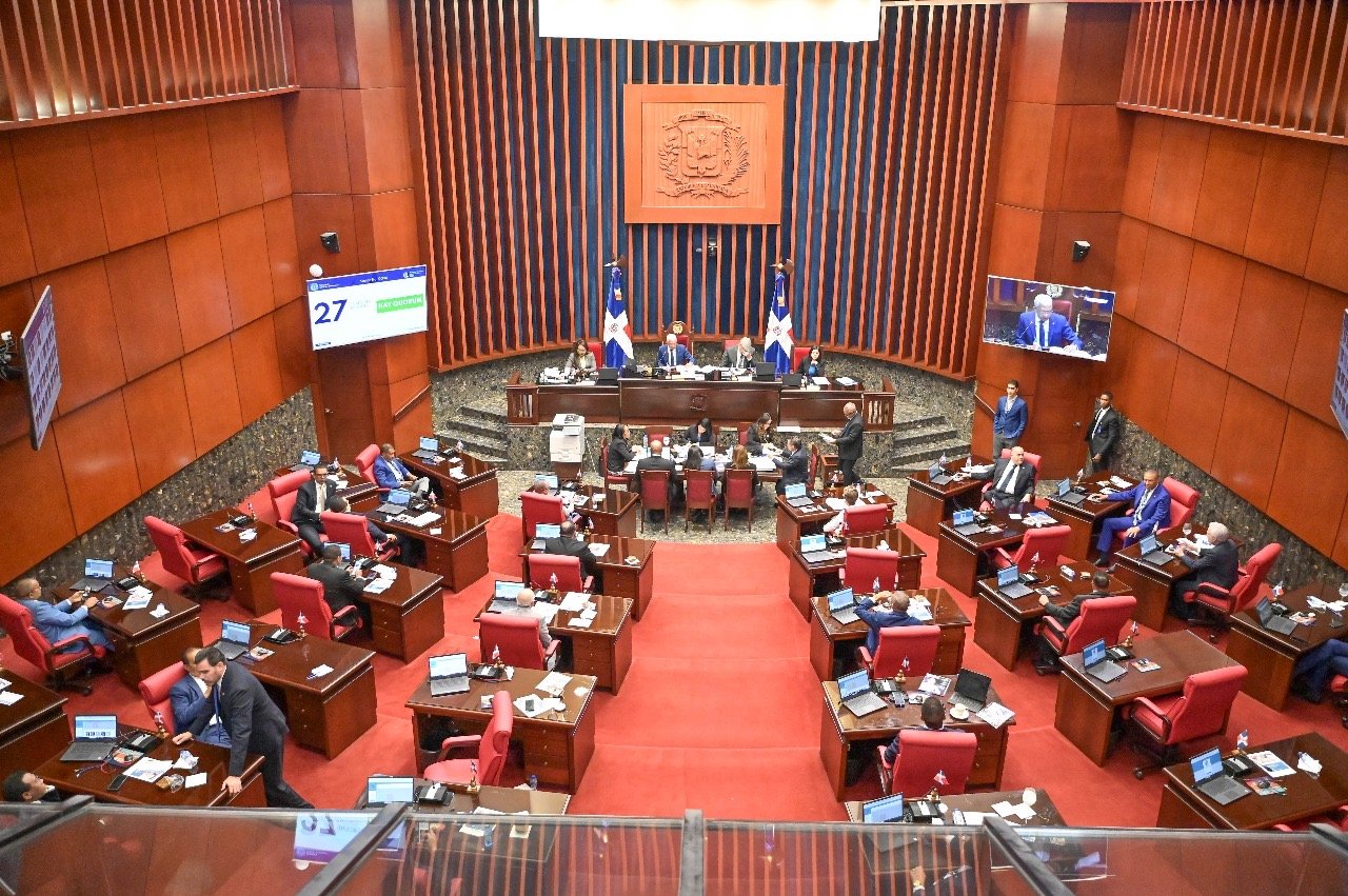 Senado aprueba resolución solicita agilizar y priorizar construcción de la autovía del Sur   