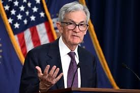 La meta de inflación de 2% en Estados Unidos es "un camino lleno de obstáculos", según Powell
