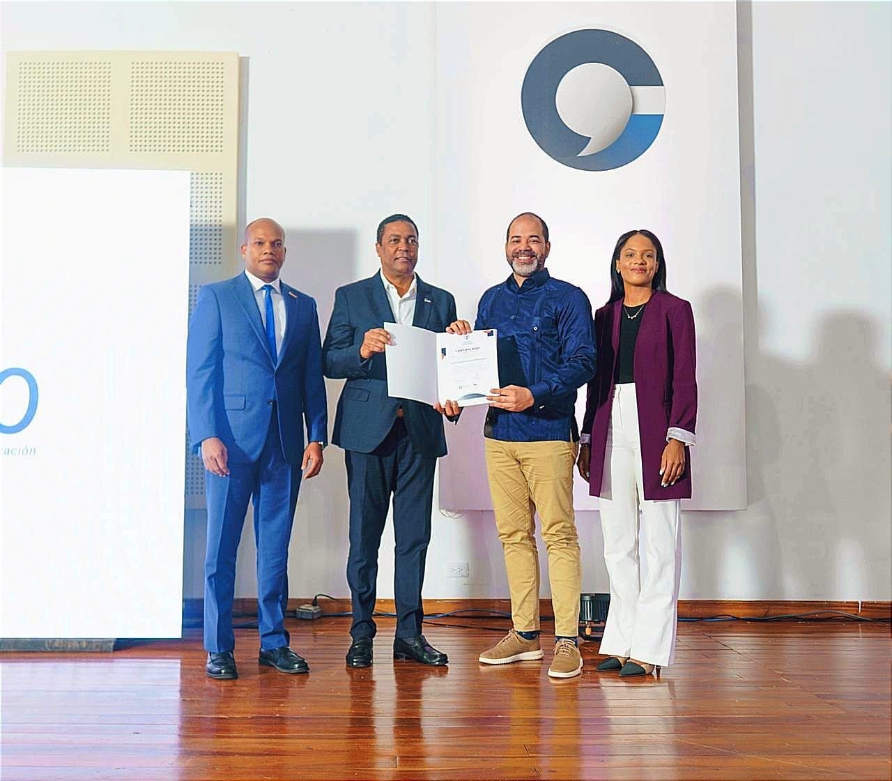 CAESCO, SBS y LMD clausuran la Formación Integral de la Municipalidad con llamado a la excelencia en la gestión municipal
