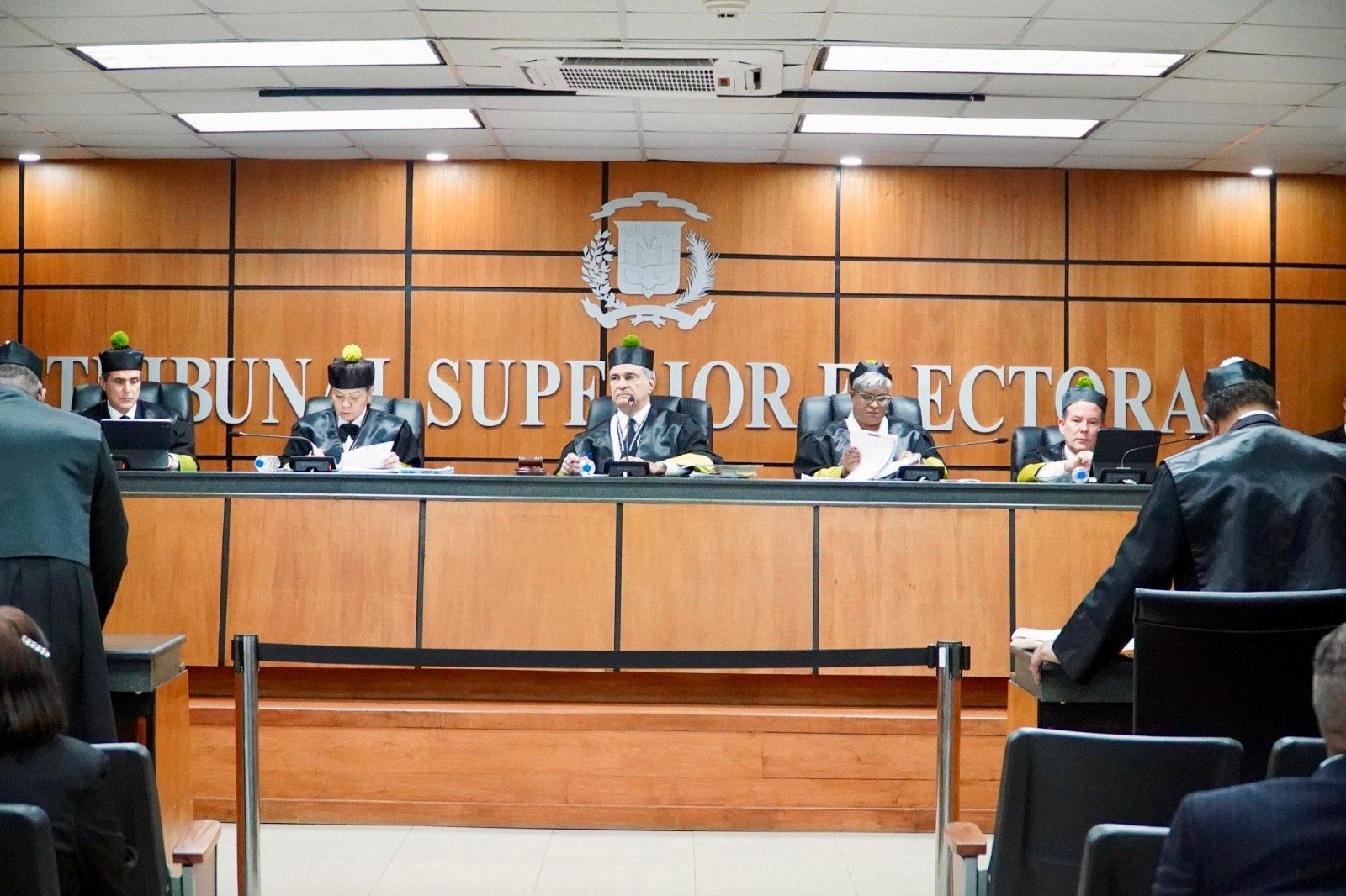 TRIBUNAL SUPERIOR ELECTORAL RECHAZA IMPUGNACIÓN SOBRE ELECCIÓN MIEMBROS COMITÉ POLÍTICO DEL PLD 