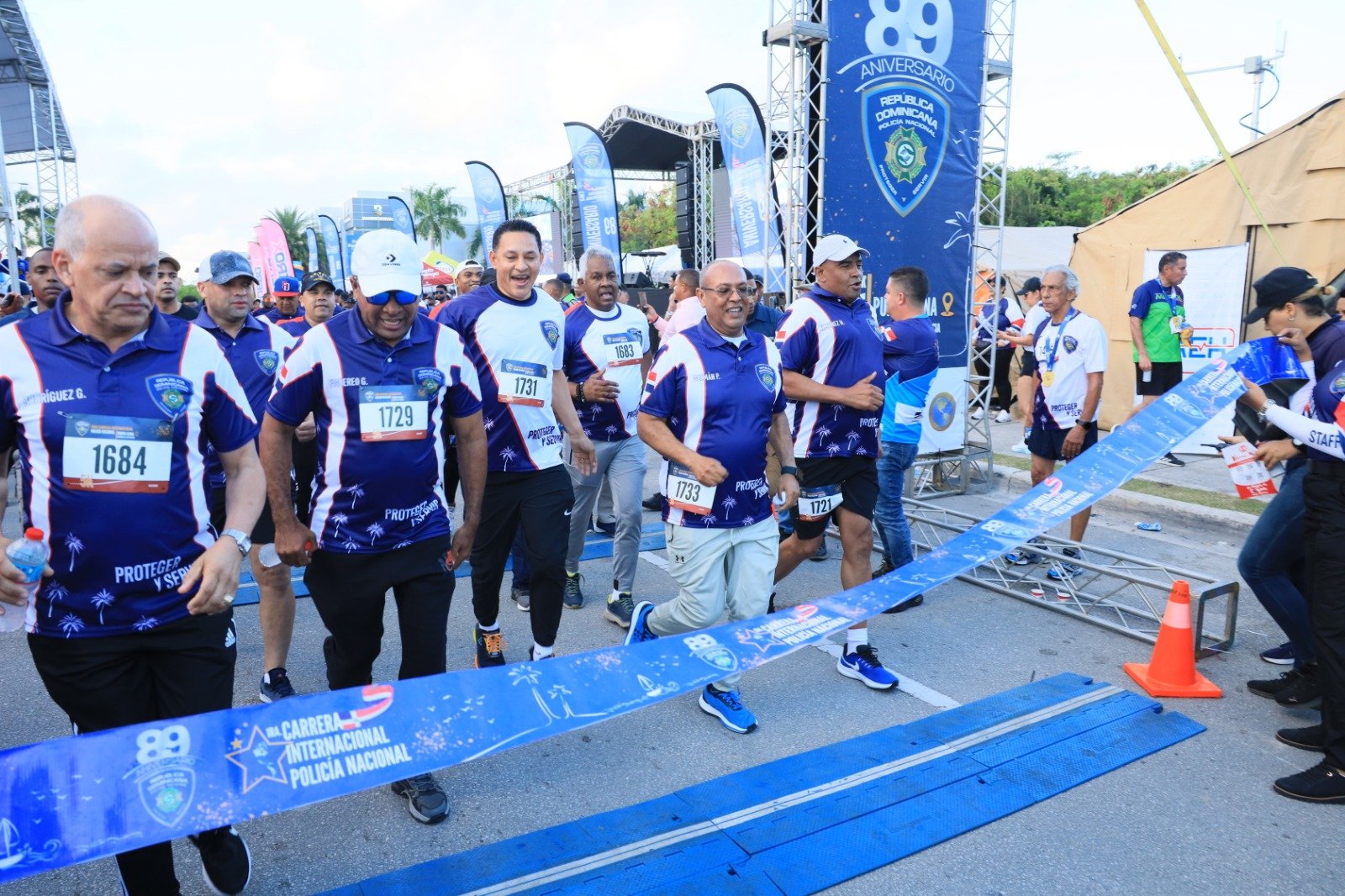 Gran éxito en la 1ra Carrera Internacional de la Policía Nacional 5K, 10K y 21K en Punta Cana