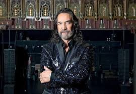 Marco Antonio Solís reúne a varias generaciones en un concierto inolvidable en República Dominicana